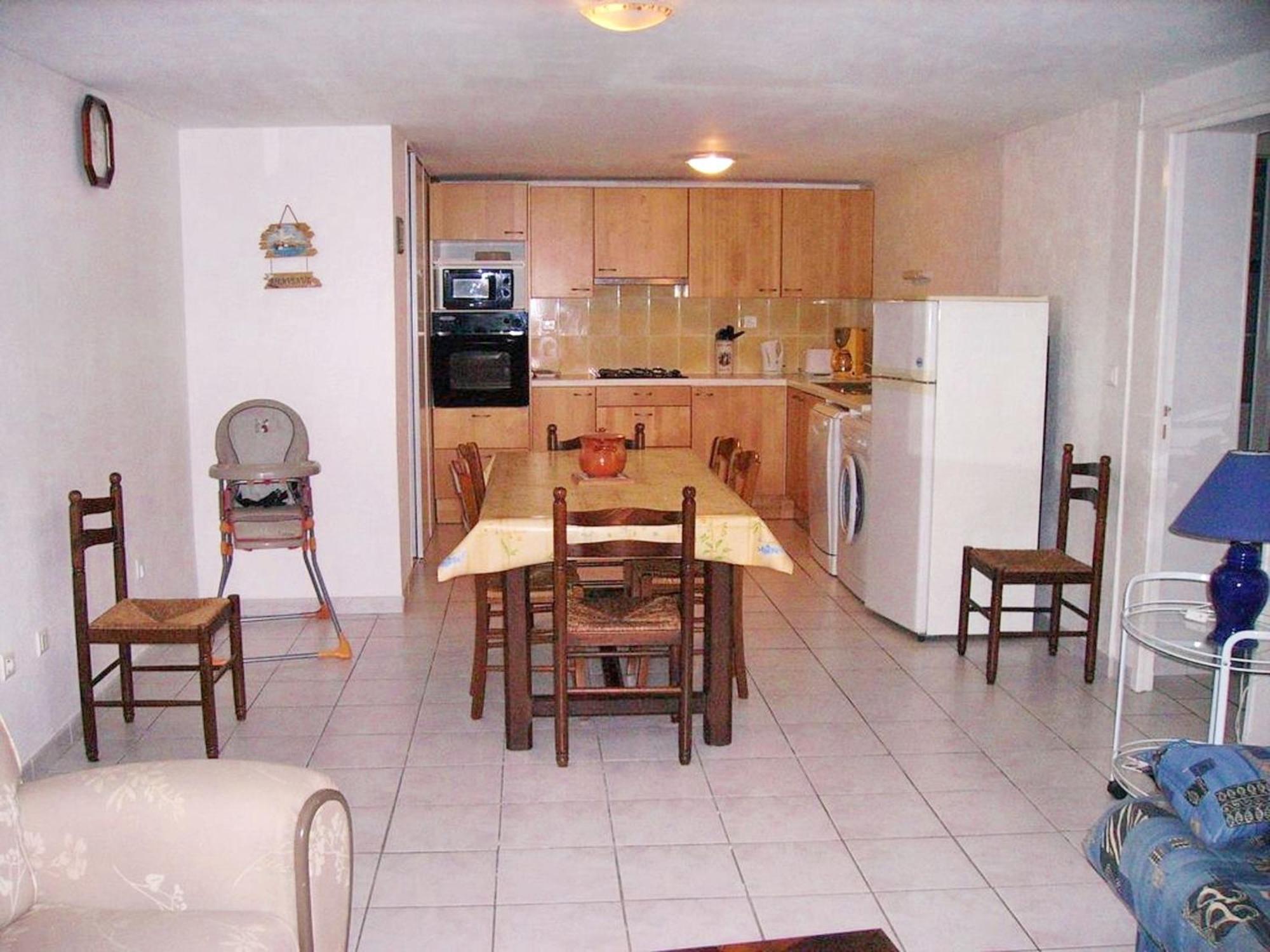 Appartement Charmant A Breuillet Avec Jardin Spacieux מראה חיצוני תמונה